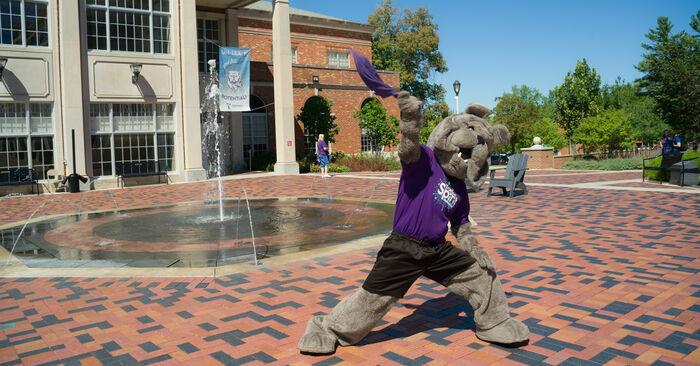 SpikeOnTheMall1Sept2023-2 - Truman Today.jpg 